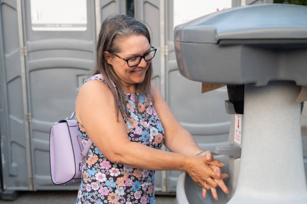 Best Luxury portable toilet rental  in Hopatcong, NJ